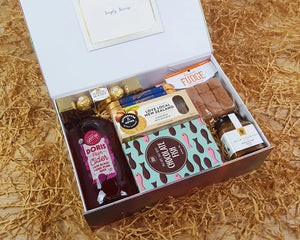 Simply Because Open Giftbox with NZ treats and Cider