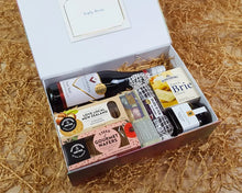 Load image into Gallery viewer, Gourmet Goodies Gift Box
